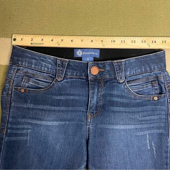 Democracy Ab Technology Jeans Size 4 Dark Wash Skinny Classic Casual Mature - Picture 3 of 8